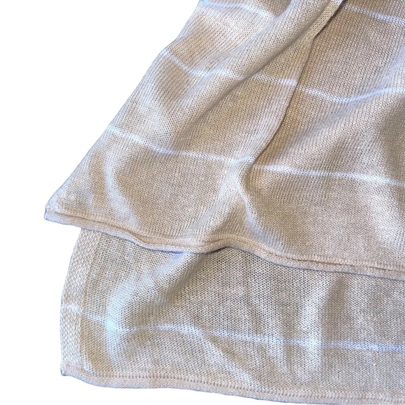 Oversized Linen Sweater - Picture 7 of 7